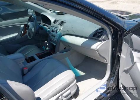 2011 Toyota Camry Xle V6 z USA, uszkodzony, nr VIN 4T1BK3EK7BU118455